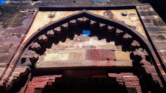 old-gate-in-ranthambore-fort