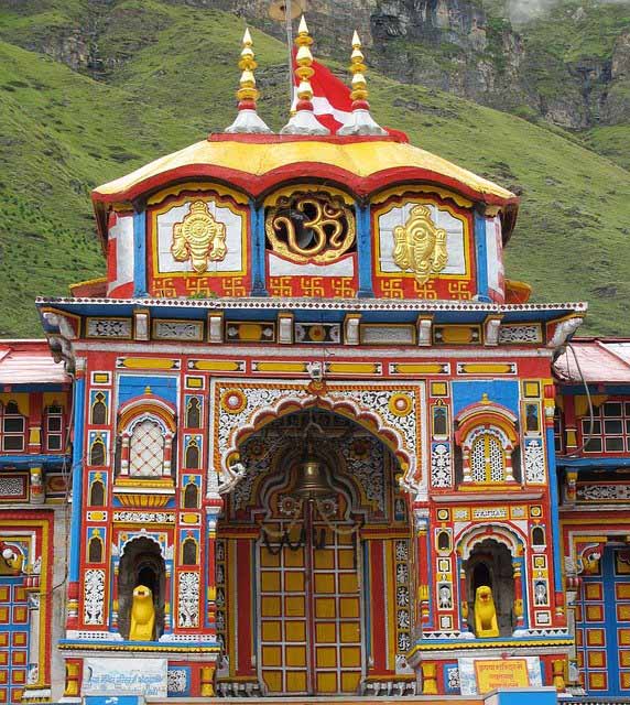 Badrinath_temple_entry