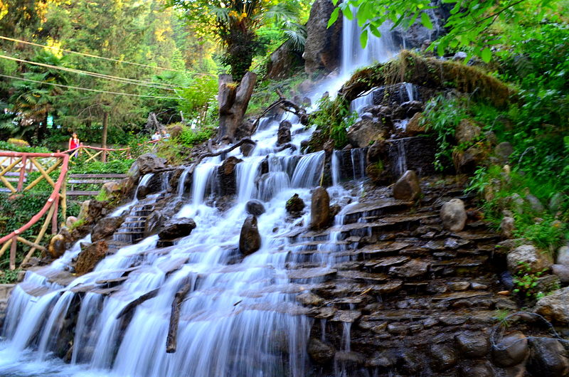 Company_garden_waterfall_mussoorie